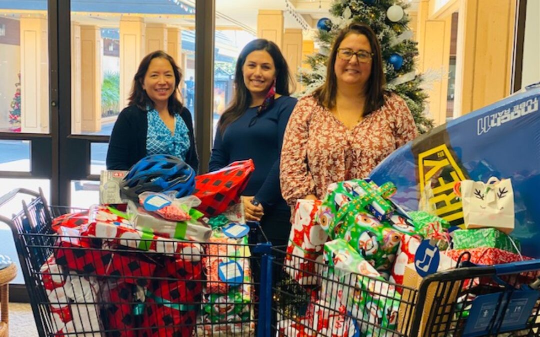 A Holiday Tradition of Giving Back